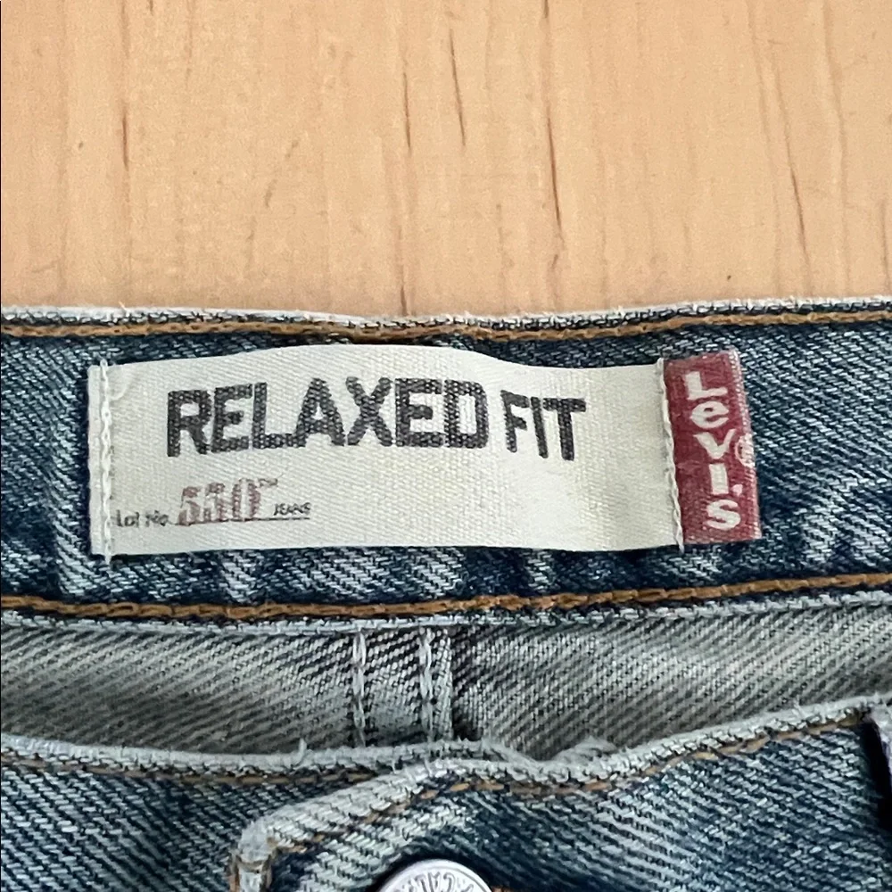 Levi's Men's Relaxed Light Blue 550 Denim Jeans 32x31 - Picture 2 of 10